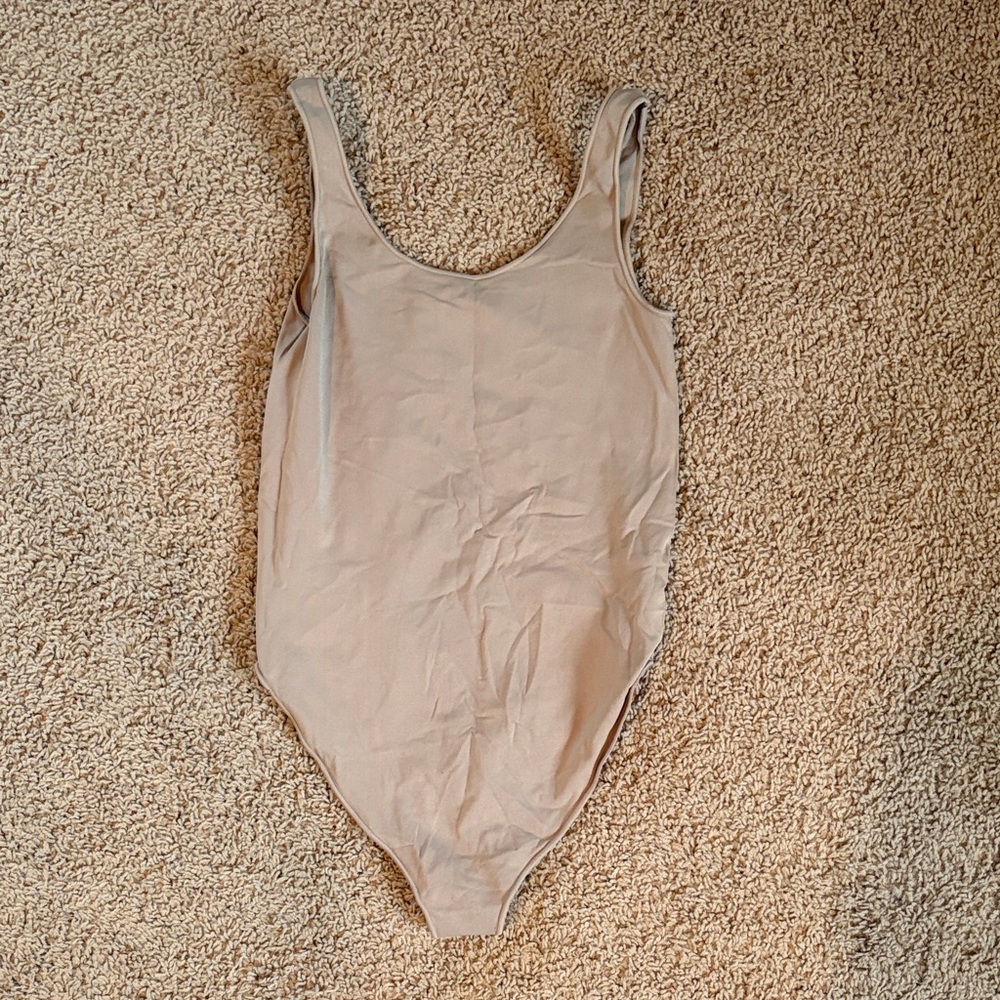 SKIMS Nude Sliming Bodysuit